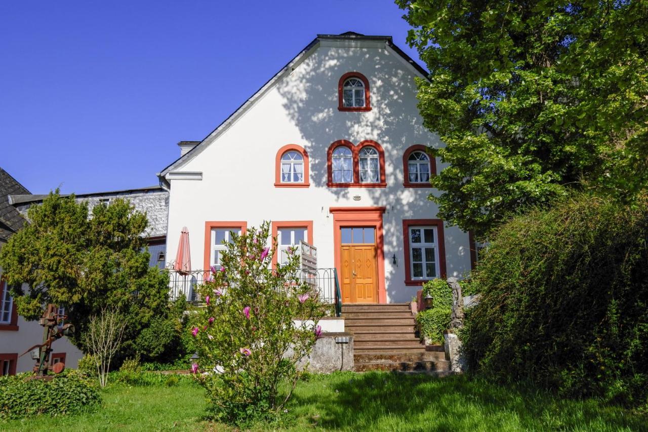 Hotel Klostermuehle Siebenborn Maring-Noviand Экстерьер фото