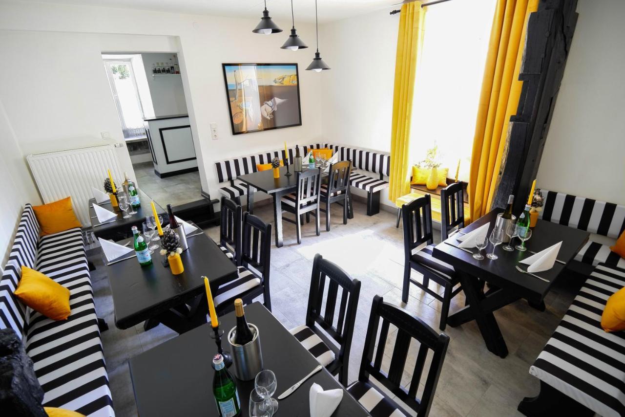 Hotel Klostermuehle Siebenborn Maring-Noviand Экстерьер фото