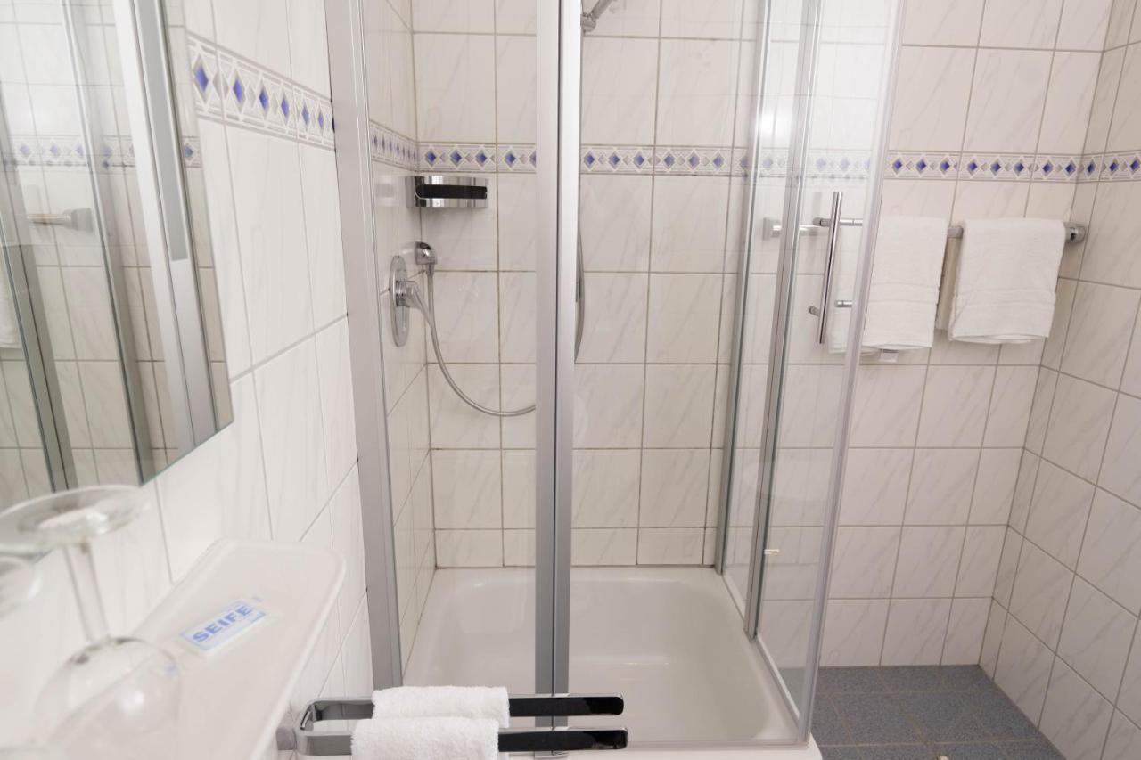 Hotel Klostermuehle Siebenborn Maring-Noviand Экстерьер фото